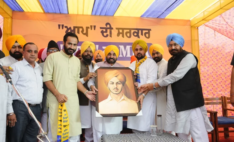 ਮੁੱਖ ਮੰਤਰੀ ਭਗਵੰਤ ਮਾਨ ਨੇ ਬਰਨਾਲਾ ਵਿੱਚ ਵਿਸ਼ਾਲ ਰੈਲੀਆਂ ਨੂੰ ਕੀਤਾ ਸੰਬੋਧਨ, ਲੋਕਾਂ ਨੂੰ ਹਰਿੰਦਰ ਧਾਲੀਵਾਲ ਨੂੰ ਜਿਤਾਉਣ ਦੀ ਕੀਤੀ ਅਪੀਲ