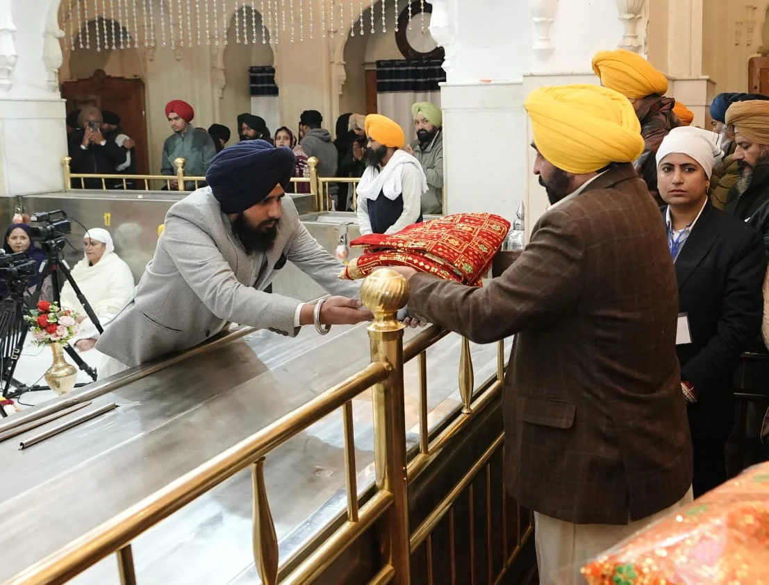 ਛੋਟੇ ਸਾਹਿਬਜ਼ਾਦਿਆਂ ਅਤੇ ਮਾਤਾ ਗੁਜਰੀ ਜੀ ਦੀ ਬੇਮਿਸਾਲ ਕੁਰਬਾਨੀ ਆਉਣ ਵਾਲੀਆਂ ਪੀੜ੍ਹੀਆਂ ਨੂੰ ਜਬਰ, ਜ਼ੁਲਮ ਅਤੇ ਬੇਇਨਸਾਫ਼ੀ ਵਿਰੁੱਧ ਲੜਨ ਲਈ ਪ੍ਰੇਰਿਤ ਕਰਦੀ ਰਹੇਗੀ: ਮੁੱਖ ਮੰਤਰੀ