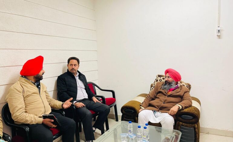 ਚੇਅਰਮੈਨ ਜਗਰੂਪ ਸਿੰਘ ਸੇਖਵਾਂ ਨੇ ਜ਼ਿਲ੍ਹੇ ਵਿੱਚ ਚੱਲ ਰਹੇ ਵਿਕਾਸ ਕਾਰਜਾਂ ਦੀ ਸਮੀਖਿਆ ਕੀਤੀ