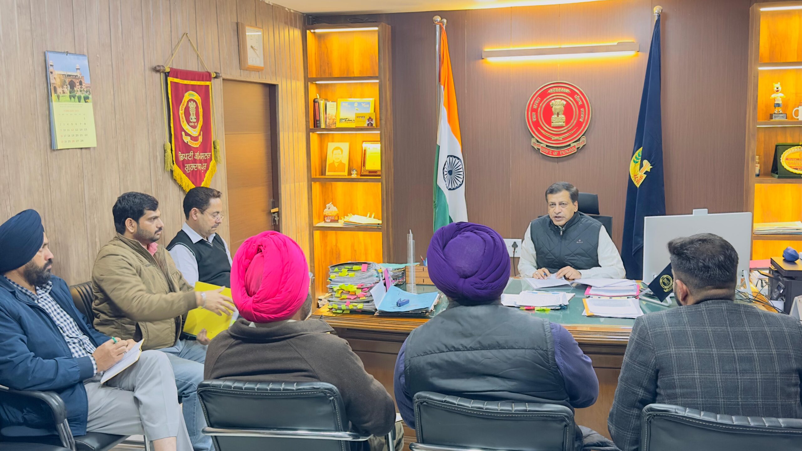 ਜ਼ਿਲ੍ਹਾ ਚੋਣ ਅਧਿਕਾਰੀ ਉਮਾ ਸ਼ੰਕਰ ਗੁਪਤਾ ਨੇ ਡੇਰਾ ਬਾਬਾ ਨਾਨਕ ਨਗਰ ਕੌਂਸਲ ਚੋਣ ਦੀ ਤਿਆਰੀ ਦਾ ਰੀਵਿਊ ਕੀਤਾ
