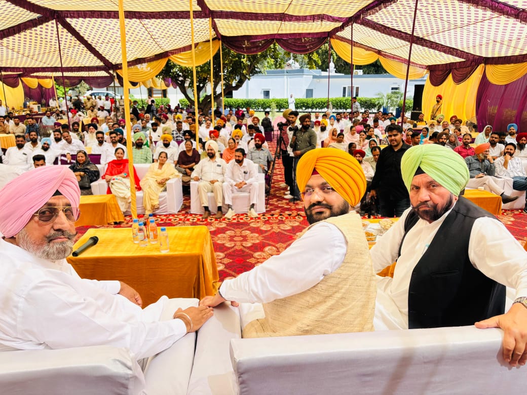 ਪੇਂਡੂ ਵਿਕਾਸ ਤੇ ਪੰਚਾਇਤ ਮੰਤਰੀ ਤਰੁਨਪ੍ਰੀਤ ਸਿੰਘ ਸੌਂਦ ਨੇ ‘ਯੁੱਧ ਨਸ਼ਿਆਂ ਵਿਰੁੱਧ’ ਮੁਹਿੰਮ ਨਾਲ ਪੰਚਾਇਤਾਂ ਨੂੰ ਜੋੜਨ ਦੀ ਸ਼ੁਰੂੁਆਤ ਡੇਰਾਬੱਸੀ ਤੋਂ ਕੀਤੀ