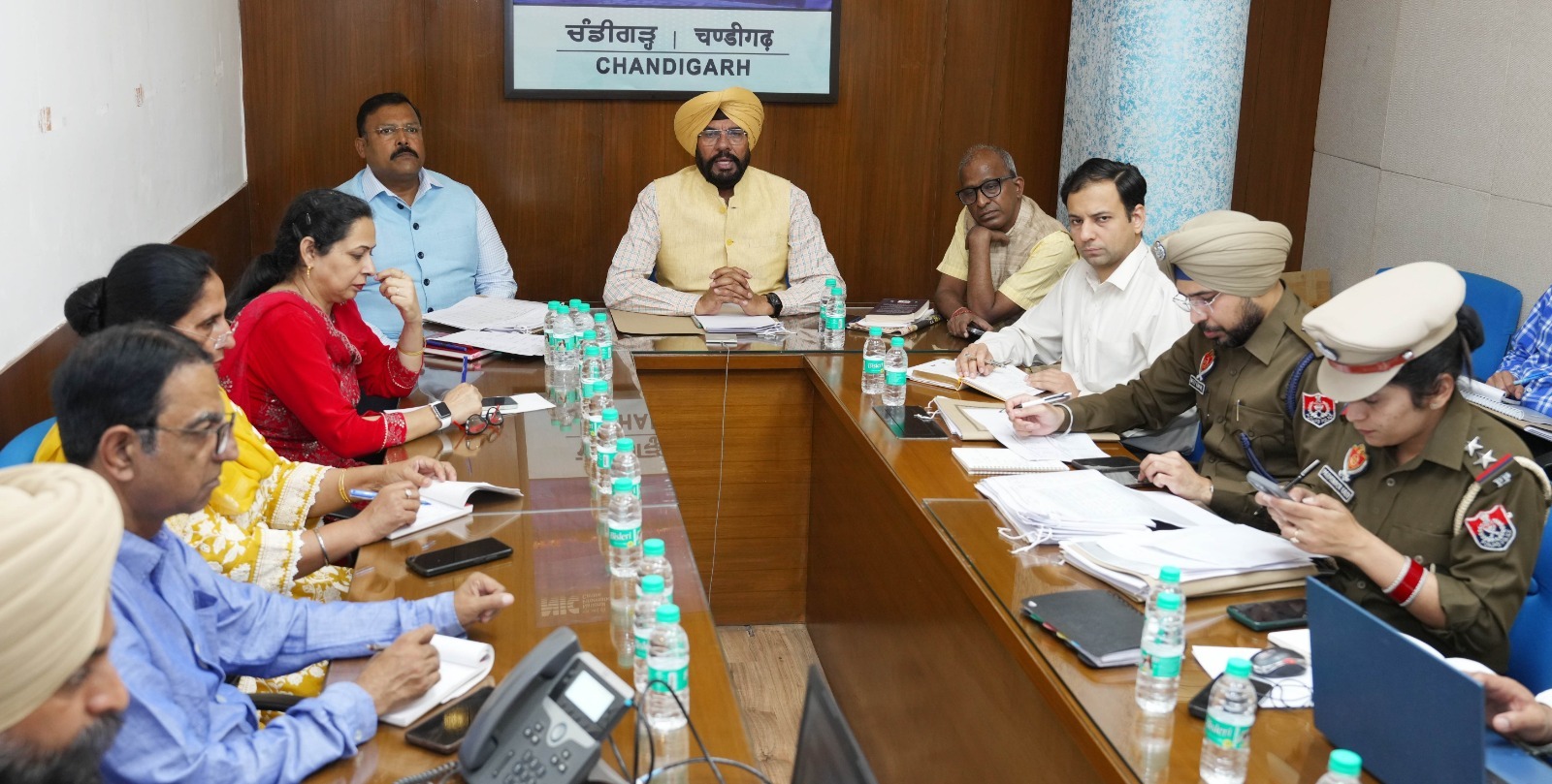 ਐਨ.ਆਰ.ਆਈ. ਮਾਮਲਿਆਂ ਮੰਤਰੀ ਕੁਲਦੀਪ ਸਿੰਘ ਧਾਲੀਵਾਲ ਨੇ ਐਨ.ਆਰ.ਆਈ. ਪੰਜਾਬੀਆਂ ਦੀਆਂ ਸ਼ਿਕਾਇਤਾਂ ਦੇ ਹੱਲ ਲਈ ਚੌਥੀ ਮਾਸਿਕ ਆਨਲਾਈਨ ਐਨ.ਆਰ.ਆਈ. ਮਿਲਣੀ ਕੀਤੀ