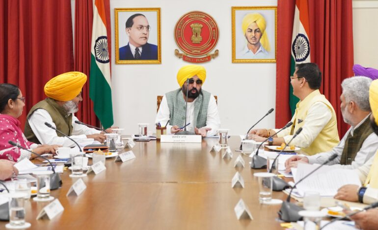 ਨਾਜਾਇਜ਼ ਮਾਈਨਿੰਗ ਅਤੇ ਭ੍ਰਿਸ਼ਟਾਚਾਰ ਘਟਾਉਣ ਲਈ ਮੁੱਖ ਮੰਤਰੀ ਦੀ ਅਗਵਾਈ ਹੇਠ ਵਜ਼ਾਰਤ ਵੱਲੋਂ ਮਾਈਨਿੰਗ ਨੀਤੀ ਵਿੱਚ ਸੋਧਾਂ ਨੂੰ ਮਨਜ਼ੂਰੀ