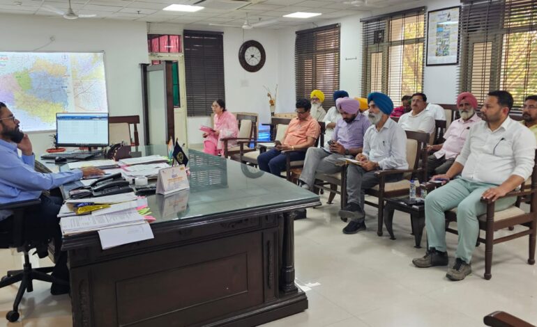 ਪੰਜਾਬ ਸਰਕਾਰ ਵੱਲੋਂ ਲਗਾਈ ਪਾਬੰਦੀ ਕਰਨ ਝੋਨੇ ਦੀਆਂ ਹਾਈਬ੍ਰਿਡ ਕਿਸਮਾਂ ਅਤੇ ਪੂਸਾ 44 ਦੀ ਲਵਾਈ ਨਾ ਕੀਤੀ ਜਾਵੇ : ਡਿਪਟੀ ਕਮਿਸ਼ਨਰ