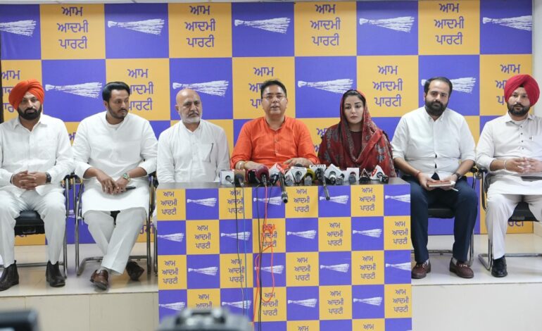 ਨਸ਼ਿਆਂ ਵਿਰੁੱਧ ‘ਆਪ’ ਦੀ ਵੱਡੀ ਯੋਜਨਾ: ਪੰਜਾਬ ਨੂੰ 5 ਜ਼ੋਨਾਂ ਵਿੱਚ ਵੰਡ ਕੇ ਬਣਾਇਆ ‘ਨਸ਼ਾ ਮੁਕਤੀ ਮੋਰਚਾ’, ਹਰ ਖੇਤਰ ਵਿੱਚ ਚੱਲੇਗਾ ਅਭਿਆਨ!