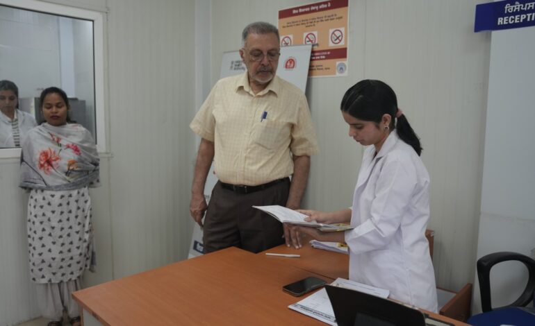 ਸਿਹਤ ਸਹੂਲਤਾਂ ਦੇ ਨਿਰੀਖਣ ਦੌਰਾਨ ਸਿਹਤ ਮੰਤਰੀ ਨੇ ਸਰਕਾਰੀ ਡਾਕਟਰਾਂ ਨੂੰ ਸਿਹਤ ਸੇਵਾਵਾਂ ਦੀ ਗੁਣਵੱਤਾ ਯਕੀਨੀ ਬਣਾਉਣ ਲਈ ਕਿਹਾ