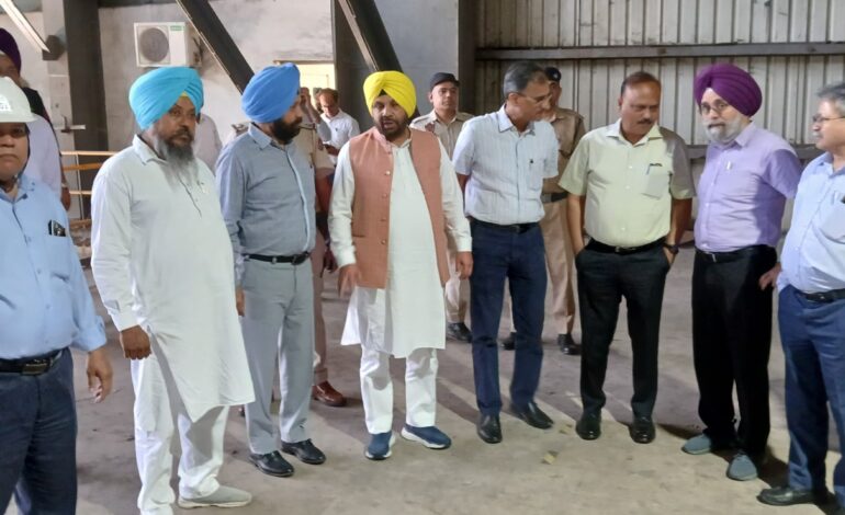 ਨਾਗਰਿਕਾਂ ਅਤੇ ਕਿਸਾਨਾਂ ਨੂੰ ਨਿਰਵਿਘਨ 24×7 ਬਿਜਲੀ ਸਪਲਾਈ  ਪ੍ਰਦਾਨ ਕਰਨ ਦੇ ਉਦੇਸ਼ ਨਾਲ ਸ਼੍ਰੀ ਗੁਰੂ ਅਮਰਦਾਸ ਥਰਮਲ ਪਲਾਂਟ ਵਾਧੂ ਬਿਜਲੀ ਪੈਦਾ ਕਰਨ ਲਈ ਤਿਆਰ