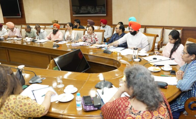 ਦਿਵਿਆਂਗਜਨਾਂ ਲਈ ਨਿਰਧਾਰਤ ਰੋਸਟਰ ਦੀ ਪਾਲਣਾ ਯਕੀਨੀ ਬਣਾਉਣ ਲਈ ਕੈਬਨਿਟ ਮੰਤਰੀ ਡਾ. ਬਲਜੀਤ ਕੌਰ ਵੱਲੋਂ ਸਖ਼ਤ ਹਦਾਇਤਾਂ ਜਾਰੀ