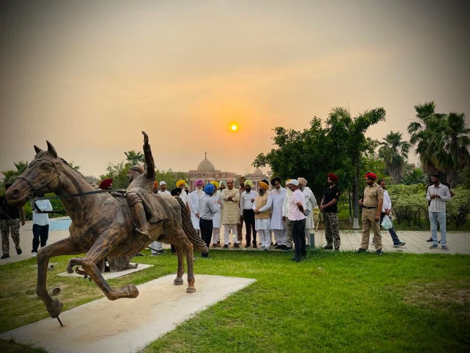 ਸਲਾਹਕਾਰ ਦੀਪਕ ਬਾਲੀ ਵੱਲੋਂ ਛੋਟਾ ਘੱਲੂਘਾਰਾ ਸ਼ਹੀਦੀ ਸਮਾਰਕ ਦਾ ਦੌਰਾ