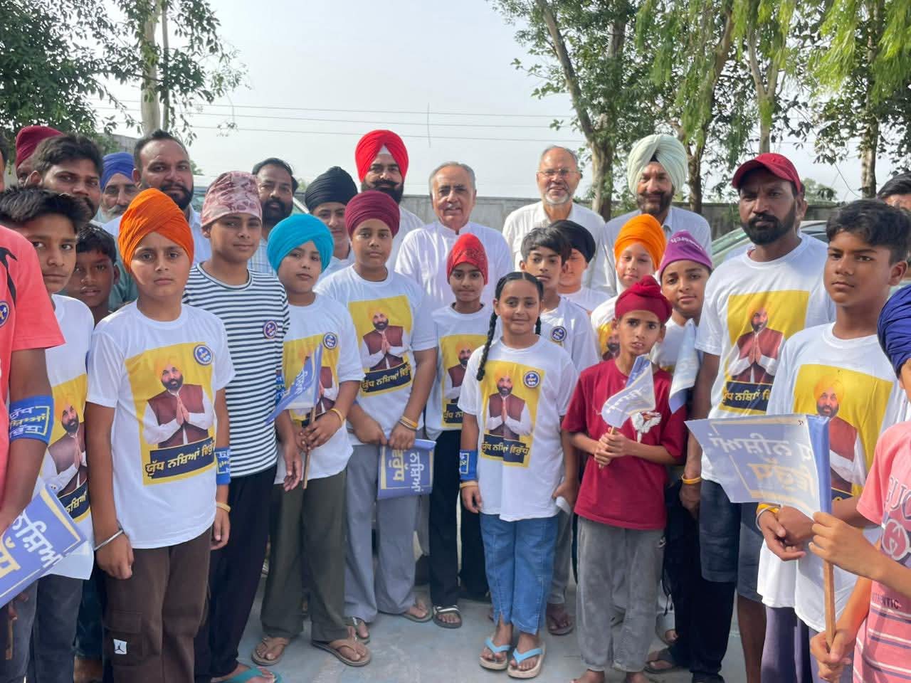 ਚੇਅਰਮੈਨ ਰਮਨ ਬਹਿਲ ਦੀ ਅਗਵਾਈ ਵਿੱਚ ਨਸ਼ਾ ਮੁਕਤੀ ਯਾਤਰਾ ਪਿੰਡ ਲੱਖੋਵਾਲ,ਖੋਖਰ ਰਾਜਪੂਤਾਂ ਅਤੇ ਭੁੱਲਾ ਵਿਖੇ ਪਹੁੰਚੀ