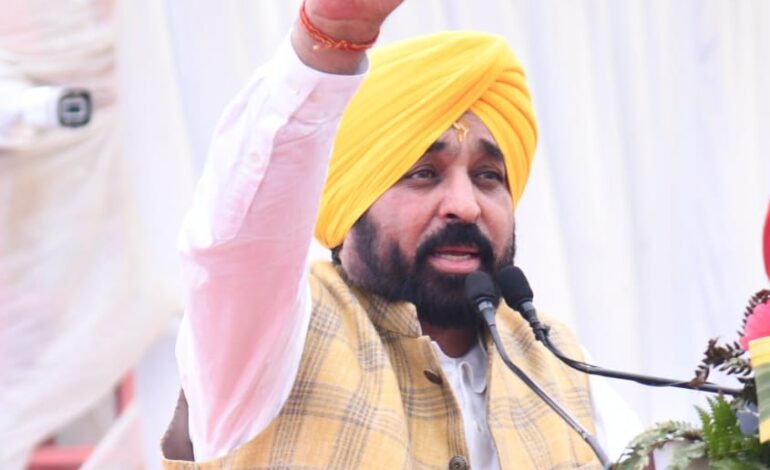 ਅਰਵਿੰਦ ਕੇਜਰੀਵਾਲ ਅਤੇ ਭਗਵੰਤ ਮਾਨ ਨੇ ਪੰਜਾਬ ਵਿੱਚੋਂ ਨਸ਼ਿਆਂ ਦੇ ਖਾਤਮੇ ਲਈ ਆਪਣੀ ਵਚਨਬੱਧਤਾ ਦੁਹਰਾਈ