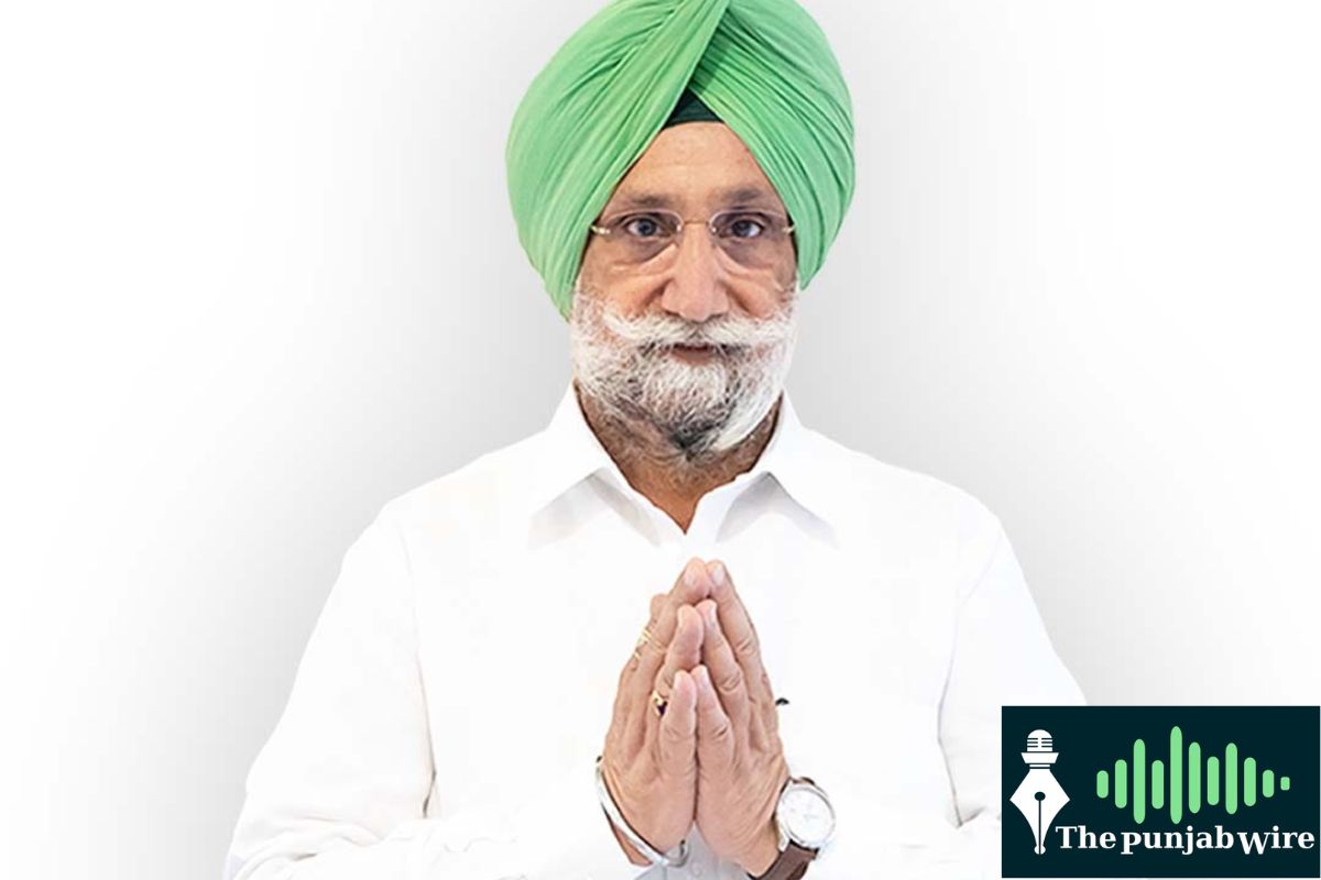 ਲੋਕ ਸਭਾ ਮੈਂਬਰ ਸੁਖਜਿੰਦਰ ਸਿੰਘ ਰੰਧਾਵਾ ਨੇ ਰਾਸ਼ਟਰੀ ਰੱਖਿਆ ਫੰਡ ਵਿੱਚ ਇੱਕ ਮਹੀਨੇ ਦੀ ਤਨਖਾਹ ਦਾਨ ਕੀਤੀ