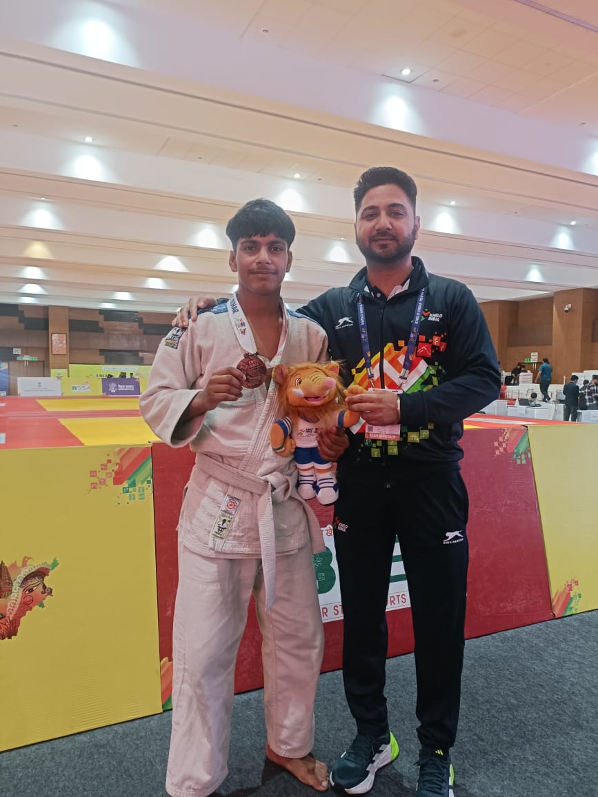 ਖੇਲੋ ਇੰਡੀਆ ਯੂਥ ਖੇਡਾਂ 2025 ਬਿਹਾਰ ਵਿਖੇ ਜੂਡੋ ਖੇਡ ਦੇ  ਪਹਿਲੇ ਦਿਨ  ਰਘੂ ਮਹਿਰਾ ਨੇ ਮੈਡਲ ਜਿੱਤਿਆ