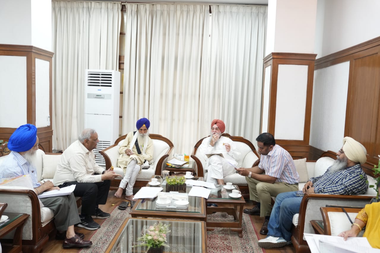 ਸਪੀਕਰ ਸੰਧਵਾਂ ਵੱਲੋਂ ਪੰਜਾਬੀ ਯੂਨੀਵਰਸਿਟੀ ਨੂੰ ਨਿਰਦੇਸ਼: ‘ਮਹਾਨ ਕੋਸ਼’ ਬਾਰੇ ਮਾਹਿਰ ਕਮੇਟੀ ਦੀ ਰਿਪੋਰਟ ਦੋ ਹਫ਼ਤਿਆਂ ਵਿੱਚ ਸੌਂਪੇ