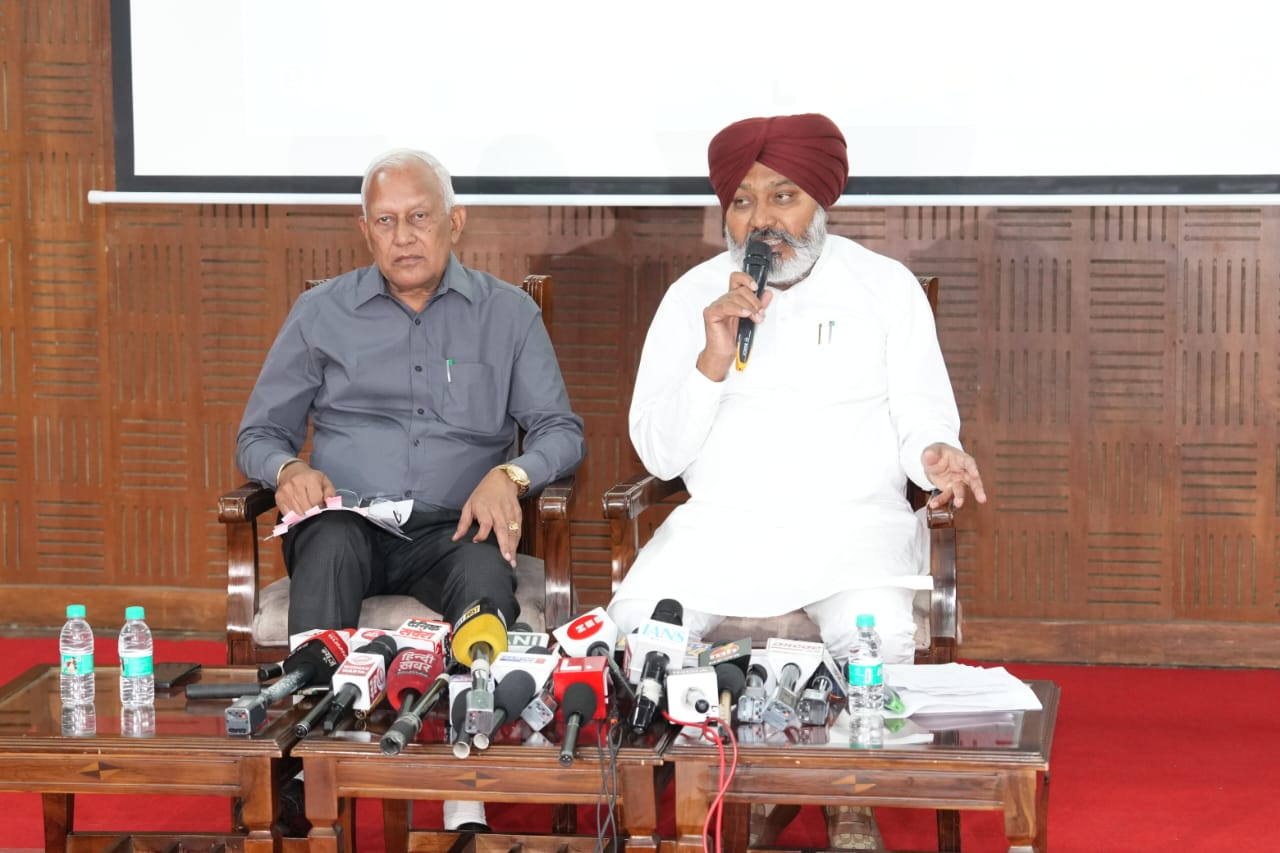 ਪੰਜਾਬ ਦੀ ਨਵੀਂ ਮਾਈਨਿੰਗ ਨੀਤੀ: ਭ੍ਰਿਸ਼ਟਾਚਾਰ ‘ਤੇ ਲਗਾਮ, ਰੇਤ-ਬਜਰੀ ਦੇ ਅਧਿਕਾਰ ਹੁਣ ਸਿੱਧੇ ਆਮ ਲੋਕਾਂ ਦੇ ਹੱਥ