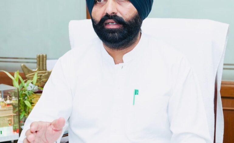 ਮਾਨ ਸਰਕਾਰ ਸਰਕਾਰੀ ਬੱਸ ਸੇਵਾ ਹੋਰ ਮਜ਼ਬੂਤ ਕਰੇਗੀ; ਪਨਬੱਸ ਅਤੇ ਪੀ.ਆਰ.ਟੀ.ਸੀ. ਬੇੜੇ ‘ਚ 1262 ਨਵੀਆਂ ਬੱਸਾਂ ਹੋਣਗੀਆਂ ਸ਼ਾਮਲ