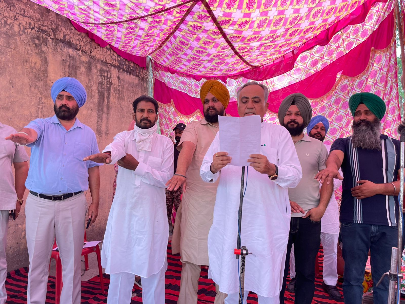 ਨਸ਼ਾ ਮੁਕਤੀ ਯਾਤਰਾ ਤਹਿਤ ਨਸ਼ਿਆਂ ਦੇ ਖ਼ਾਤਮੇ ਲਈ ਲੋਕਾਂ ਨਾਲ ਕੀਤਾ ਜਾ ਰਿਹਾ ਹੈ ਸਿੱਧਾ ਸੰਵਾਦ : ਚੇਅਰਮੈਨ ਰਮਨ ਬਹਿਲ