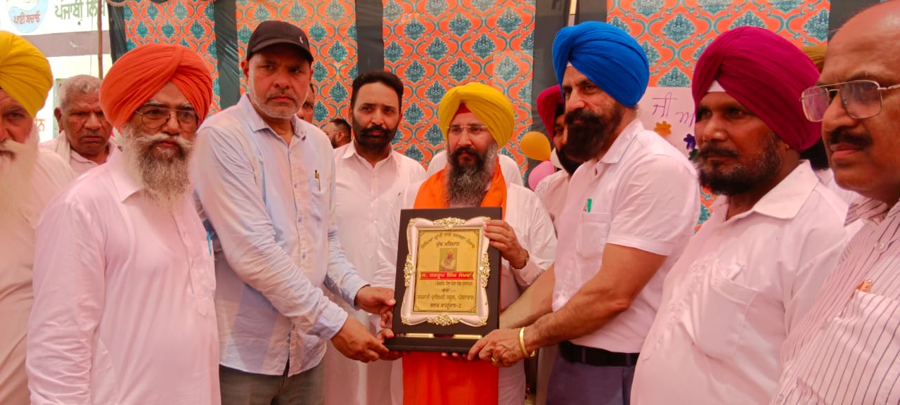 ਚੇਅਰਮੈਨ ਜਗਰੂਪ ਸਿੰਘ ਸੇਖਵਾਂ ਨੇ ਕਾਦੀਆਂ ਹਲਕੇ ਦੇ 4 ਸਕੂਲਾਂ ਵਿੱਚ ਵਿਕਾਸ ਕਾਰਜਾਂ ਦੇ ਉਦਘਾਟਨ ਕੀਤੇ