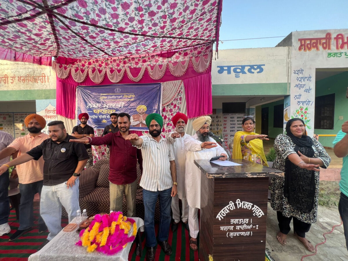 ਨਸ਼ਾ ਮੁਕਤੀ ਯਾਤਰਾ ਨੂੰ ਲੋਕ ਲਹਿਰ ਬਣਾ ਕੇ ਸੂਬੇ ਵਿਚੋਂ ਨਸ਼ਿਆਂ ਨੂੰ ਜੜ੍ਹ ਤੋਂ ਖਤਮ ਕੀਤਾ ਜਾਵੇਗਾ – ਚੇਅਰਮੈਨ ਜਗਰੂਪ ਸਿੰਘ ਸੇਖਵਾਂ