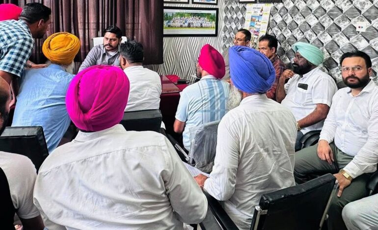 ਵਿਧਾਇਕ ਸ਼ੈਰੀ ਕਲਸੀ ਨੇ ਲੋਕ ਮਿਲਣੀ ਕਰਕੇ ਲੋਕਾਂ ਦੀਆਂ ਸੁਣੀਆਂ ਮੁਸ਼ਕਿਲਾਂ