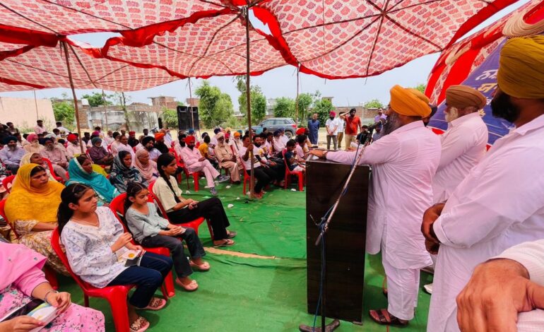 ਚੇਅਰਮੈਨ ਜਗਰੂਪ ਸਿੰਘ ਸੇਖਵਾਂ ਨੇ ‘ਯੁੱਧ ਨਸ਼ਿਆਂ ਵਿਰੁੱਧ’ ਮੁਹਿੰਮ ਤਹਿਤ ਲੋਕਾਂ ਨੂੰ ਨਸ਼ਿਆਂ ਵਿਰੁੱਧ ਜਾਗਰੂਕ ਕੀਤਾ