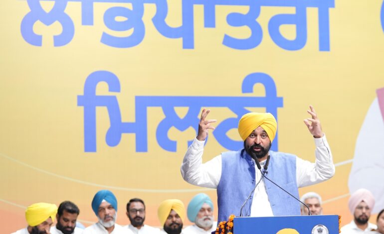 ਅਕਾਲੀ-ਭਾਜਪਾ ਅਤੇ ਕਾਂਗਰਸੀ ਸਰਕਾਰਾਂ ਨੇ ਐਸ.ਸੀ. ਭਾਈਚਾਰੇ ਨੂੰ ਸਿਰਫ ਵੋਟ ਬੈਂਕ ਵਜੋਂ ਵਰਤਿਆ-ਮੁੱਖ ਮੰਤਰੀ ਨੇ ਰਵਾਇਤੀ ਪਾਰਟੀਆਂ ਦੀ ਘਟੀਆ ਸੋਚ ਦਾ ਪਰਦਾਫਾਸ਼ ਕੀਤਾ