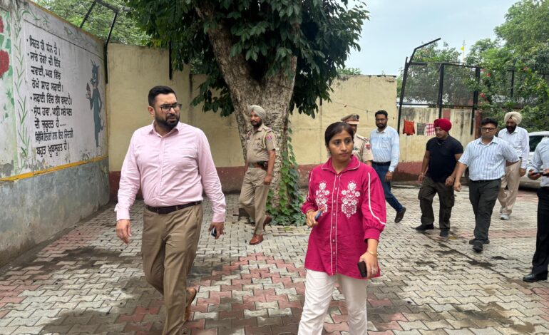 ਡਿਪਟੀ ਕਮਿਸ਼ਨਰ ਦਲਵਿੰਦਰਜੀਤ ਸਿੰਘ ਵੱਲੋਂ ਚਿਲਡਰਨ ਹੋਮ ਗੁਰਦਾਸਪੁਰ ਦਾ ਦੌਰਾ