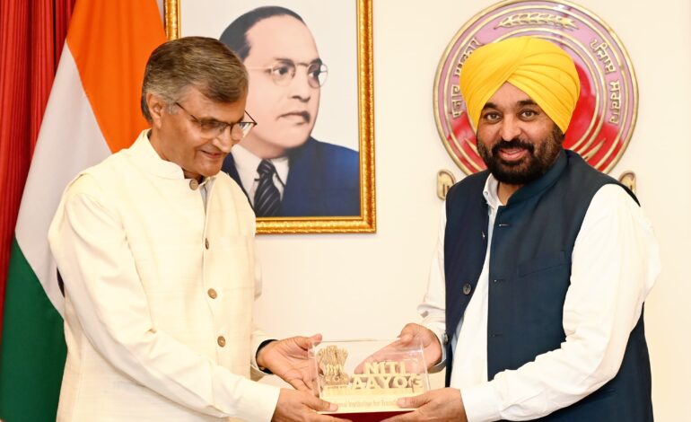 ਮੁੱਖ ਮੰਤਰੀ ਨੇ ਨੀਤੀ ਆਯੋਗ ਦੀ ਉੱਚ ਪੱਧਰੀ ਟੀਮ ਅੱਗੇ ਸੂਬੇ ਦੀਆਂ ਮੰਗਾਂ ਜ਼ੋਰਦਾਰ ਢੰਗ ਨਾਲ ਚੁੱਕੀਆਂ