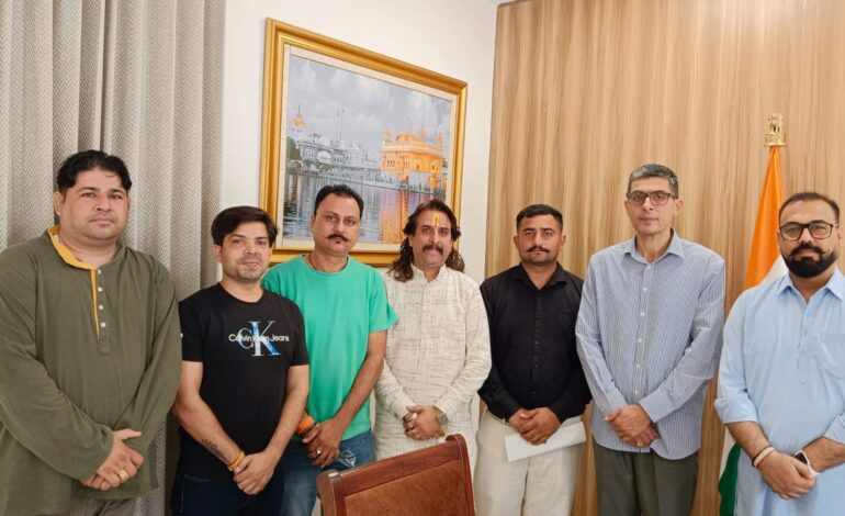 ਸ਼ਿਵ ਸੈਨਾ ਨਸ਼ਿਆਂ ਅਤੇ ਅੱਤਵਾਦ ਵਿਰੁੱਧ ਪੁਲਿਸ ਨਾਲ ਕਰੇਗੀ ਸਹਿਯੋਗ