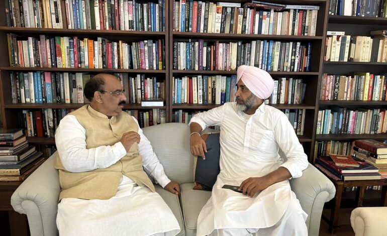 ਪੰਜਾਬ ਭਾਜਪਾ ‘ਚ 2027 ਦੀਆਂ ਚੋਣਾਂ ਨੂੰ ਲੈਕੇ ਮੱਤਭੇਦ: ਜਾਖੜ ਅਕਾਲੀ ਦਲ ਨਾਲ ਗਠਜੋੜ ਦੇ ਹੱਕ ‘ਚ, ਸ਼ਰਮਾ ‘ਇਕੱਲਿਆਂ 117 ਹਲਕਿਆਂ ਅੰਦਰ ਲੜ੍ਹਨ ਦੇ ਰਾਹ ‘ਤੇ