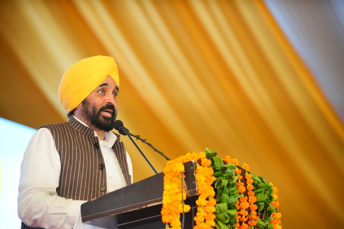 ਮੁੱਖ ਮੰਤਰੀ ਭਗਵੰਤ ਮਾਨ ਵੱਲੋਂ ਸੂਬੇ ਦੇ ਵੱਖ-ਵੱਖ ਵਰਗਾਂ ਦੇ ਬੋਰਡ/ਕਾਰਪੋਰੇਸ਼ਨ ਦੇ ਚੇਅਰਪਰਸਨ ਅਤੇ ਮੈਂਬਰ ਨਿਯੁਕਤ