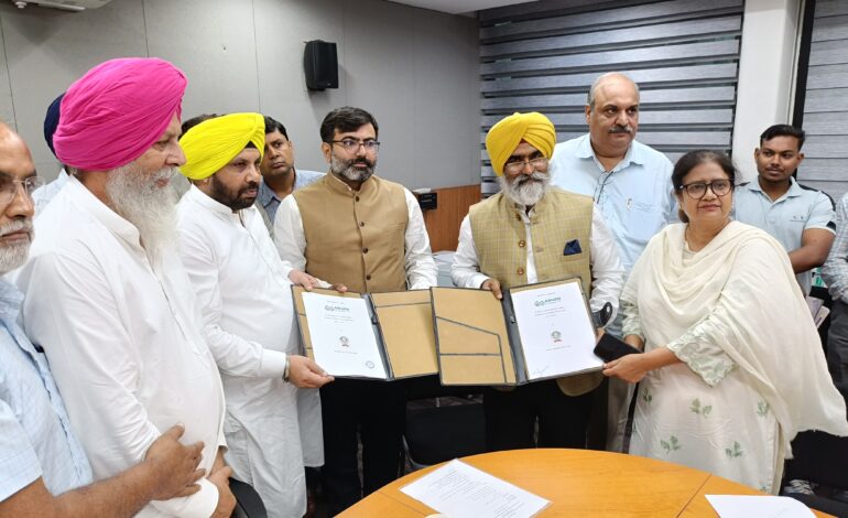 ਆਈ.ਆਈ.ਟੀ. ਰੂਪਨਗਰ ਅਤੇ ਸਰਕਾਰੀ ਪੋਲੀਟੈਕਨਿਕ ਕਾਲਜ ਅੰਮ੍ਰਿਤਸਰ ਦਰਮਿਆਨ  ਐਮ.ਓ.ਯੂ. ‘ਤੇ ਹਸਤਾਖਰ