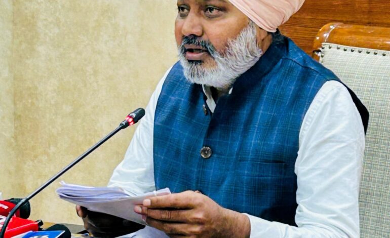 ਪਿਛਲੀਆਂ ਸੂਬਾ ਸਰਕਾਰਾਂ ਵੱਲੋਂ ਪੰਜਾਬ ਦੇ ਬੀਬੀਐਮਬੀ ਹਿੱਤਾਂ ਦੀ ਅਣਦੇਖੀ ਕਾਰਨ ਬੇਨਿਯਮੀਆਂ ਹੋਈਆਂ: ਹਰਪਾਲ ਸਿੰਘ ਚੀਮਾ