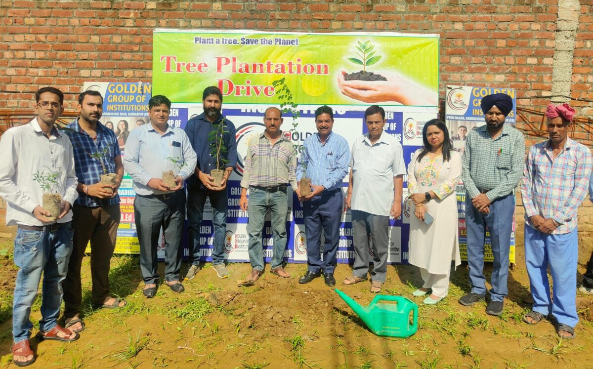 ਗੋਲਡਨ ਗਰੁੱਪ ਆਫ਼ ਇੰਸਟੀਚਿਊਸ਼ਨਜ਼ ਗੁਰਦਾਸਪੁਰ ਵਿਖੇ ‘ਇੱਕ ਰੁੱਖ ਮਾਂ ਦੇ ਨਾਮ’ ਮੁਹਿੰਮ ਤਹਿਤ ਪੌਦੇ ਲਗਾਏ ਗਏ