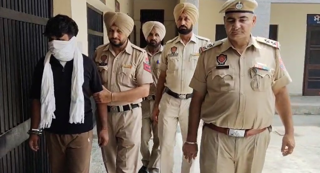 ਗੁਰਦਾਸਪੁਰ ਪੁਲਿਸ ਵੱਲੋਂ ਨਸ਼ਾ ਤਸਕਰਾਂ ਖਿਲਾਫ ਵੱਡੀ ਕਾਰਵਾਈ, 509 ਗ੍ਰਾਮ ਹੈਰੋਇਨ ਸਮੇਤ ਦੋਸ਼ੀ ਗ੍ਰਿਫਤਾਰ