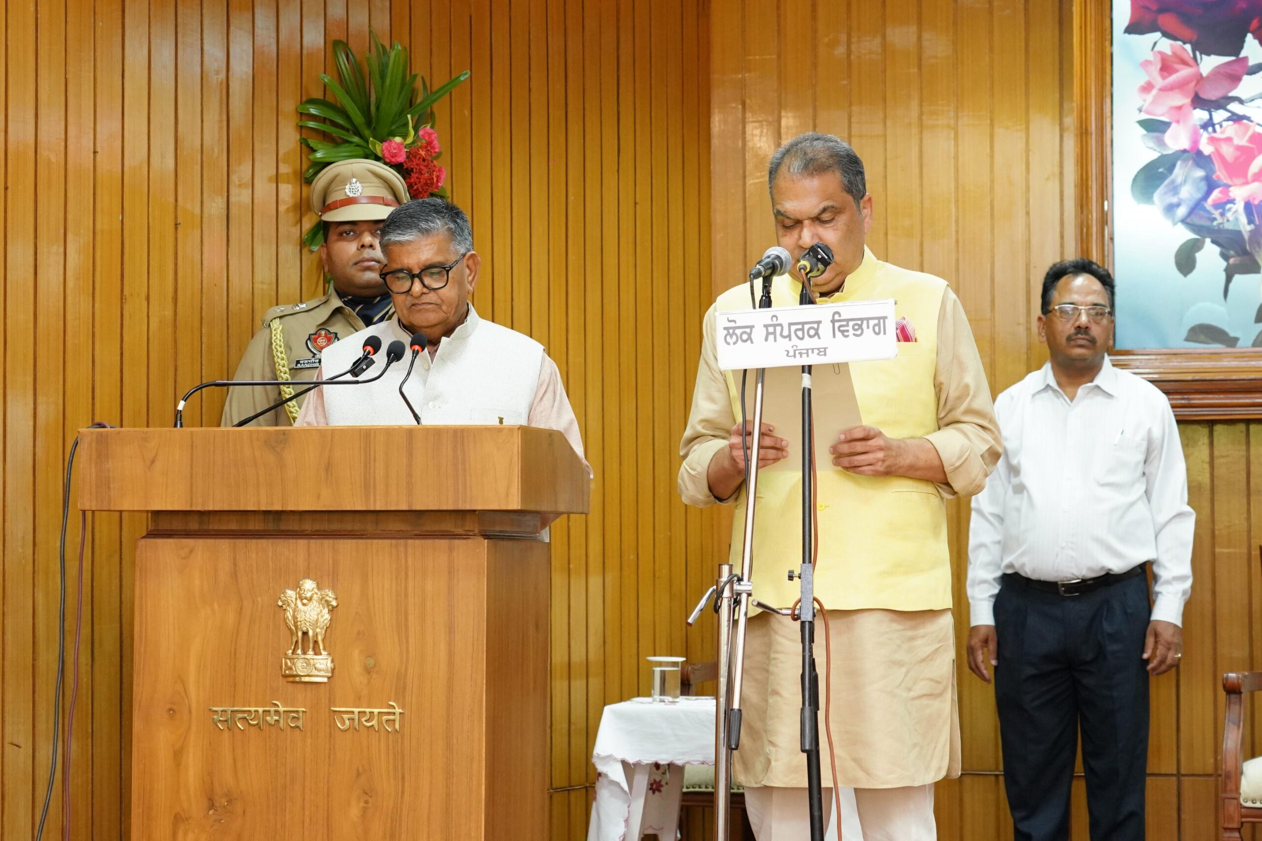 ਸੰਜੀਵ ਅਰੋੜਾ ਨੂੰ ਪੰਜਾਬ ਦੇ ਕੈਬਨਿਟ ਮੰਤਰੀ ਵਜੋਂ ਹਲਫ਼ ਲਿਆ