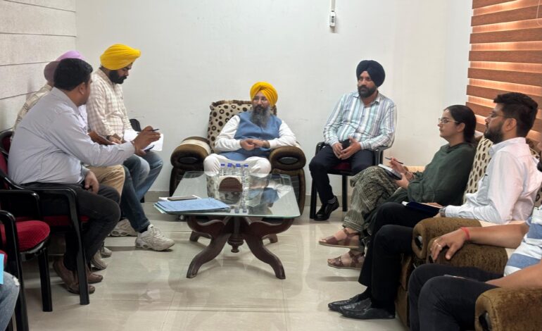 ਚੇਅਰਮੈਨ ਜਗਰੂਪ ਸਿੰਘ ਸੇਖਵਾਂ ਨੇ ਵੱਖ-ਵੱਖ ਵਿਭਾਗਾਂ ਦੀ ਪ੍ਰਗਤੀ ਦਾ ਮੁਲਾਂਕਣ ਕੀਤਾ