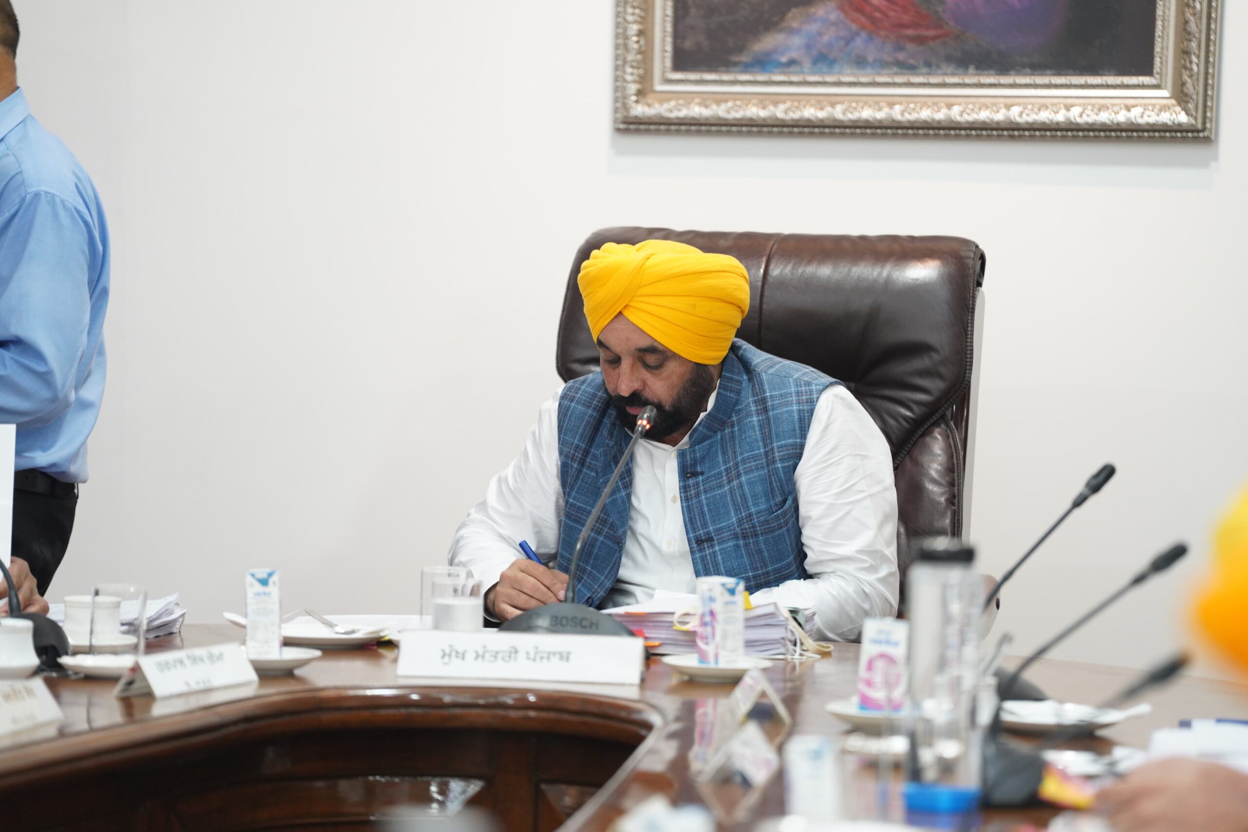 ਮੁੱਖ ਮੰਤਰੀ ਦੀ ਅਗਵਾਈ ਵਿੱਚ ਵਜ਼ਾਰਤ ਨੇ ਭਾਖੜਾ ਡੈਮ ਵਿਖੇ ਸੀ.ਆਈ.ਐਸ.ਐਫ. ਤਾਇਨਾਤ ਕਰਨ ਬਾਰੇ ਕਾਂਗਰਸ ਸਰਕਾਰ ਦਾ ਫੈਸਲਾ ਵਾਪਸ ਲਿਆ