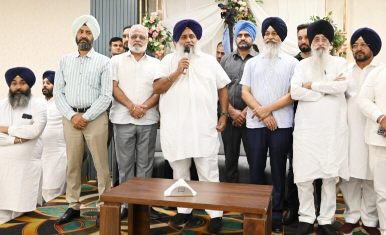 ਪੰਜਾਬ ’ਚ ਫਿਰੌਤੀਆਂ ਤੇ ਮਿੱਥ ਕੇ ਕਤਲ ਕਰਨ ਦੇ ਮਾਮਲਿਆਂ ’ਚ ਵਾਧੇ ਲਈ ਕੇਜਰੀਵਾਲ ਜ਼ਿੰਮੇਵਾਰ: ਸੁਖਬੀਰ ਸਿੰਘ ਬਾਦਲ