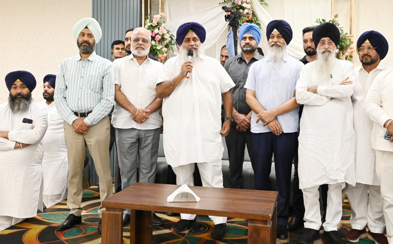 ਪੰਜਾਬ ’ਚ ਫਿਰੌਤੀਆਂ ਤੇ ਮਿੱਥ ਕੇ ਕਤਲ ਕਰਨ ਦੇ ਮਾਮਲਿਆਂ ’ਚ ਵਾਧੇ ਲਈ ਕੇਜਰੀਵਾਲ ਜ਼ਿੰਮੇਵਾਰ: ਸੁਖਬੀਰ ਸਿੰਘ ਬਾਦਲ