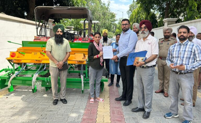 ਪਰਾਲੀ ਸਾੜਨ ਦੀਆਂ ਘਟਨਾਵਾਂ ਨੂੰ ਜ਼ੀਰੋ ਕਰਨ ਲਈ ਜ਼ਿਲ੍ਹਾ ਪ੍ਰਸ਼ਾਸਨ ਗੁਰਦਾਸਪੁਰ ਵੱਲੋਂ ਕੋਸ਼ਿਸ਼ਾਂ ਆਰੰਭ