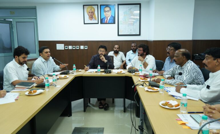 ਡਾ. ਰਵਜੋਤ ਸਿੰਘ ਨੇ ਸਫਾਈ ਸੇਵਕਾਂ ਅਤੇ ਸੀਵਰਮੈਨ ਯੂਨੀਅਨ ਨਾਲ ਕੀਤੀ ਮੀਟਿੰਗ; ਜਾਇਜ਼ ਮੰਗਾਂ ਦੇ ਛੇਤੀ ਹੱਲ ਕਰਨ ਦਾ ਭਰੋਸਾ ਦਿੱਤਾ