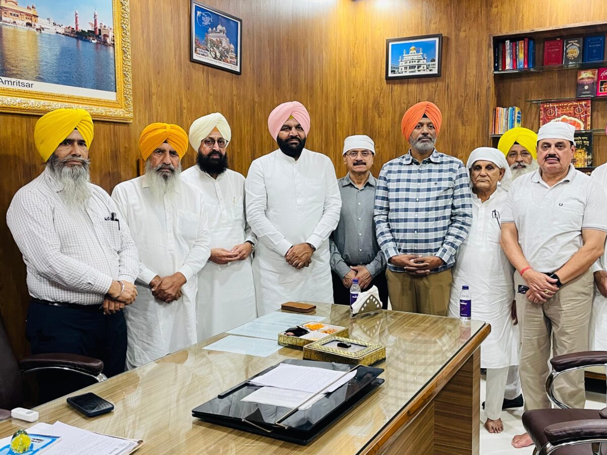 ਸ੍ਰੀ ਹਰਿਮੰਦਰ ਸਾਹਿਬ ਨੂੰ ਧਮਕੀਆਂ ‘ਤੇ ਬਾਜਵਾ ਵੱਲੋਂ ਸਰਬ ਪਾਰਟੀ ਮੀਟਿੰਗ ਦੀ ਮੰਗ