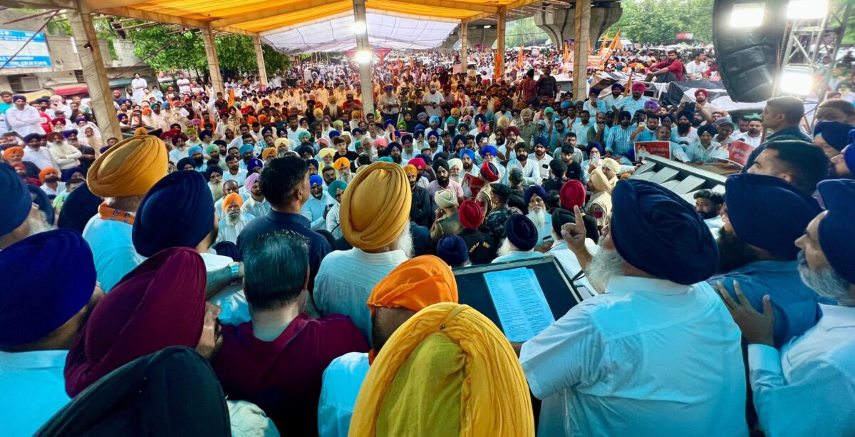 ਪਿੰਡਾਂ ਦੀਆਂ ਪੰਚਾਇਤਾਂ ਆਪ ਸਰਕਾਰ ਵੱਲੋਂ 40 ਹਜ਼ਾਰ ਏਕੜ ਜ਼ਮੀਨ ਐਕਵਾਇਰ ਲਈ ਸਹਿਮਤੀ ਦੇਣ ਤੋਂ ਇਨਕਾਰ ਕਰਨ ਦੇ ਮਤੇ ਪਾਸ ਕਰਨ: ਸੁਖਬੀਰ ਸਿੰਘ ਬਾਦਲ