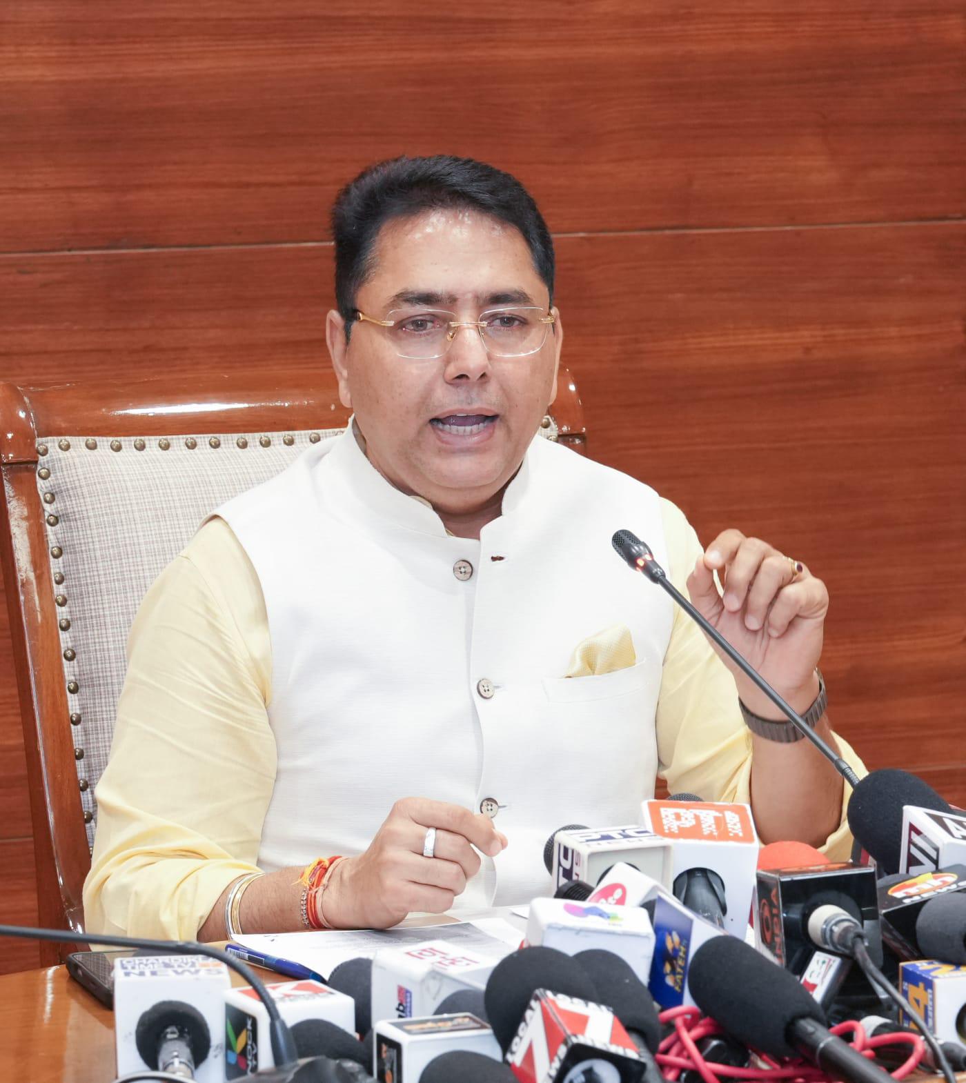 ਅਕਾਲੀ ਲੈਂਡ ਪੂਲਿੰਗ ਦਾ ਵਿਰੋਧ ਕਰ ਰਹੇ ਹਨ, ਜਿਸਦਾ ਮਾਸਟਰ ਪਲਾਨ ਉਹ ਖੁਦ ਬਣਾ ਕੇ ਗਏ ਸਨ: ਅਮਨ ਅਰੋੜਾ