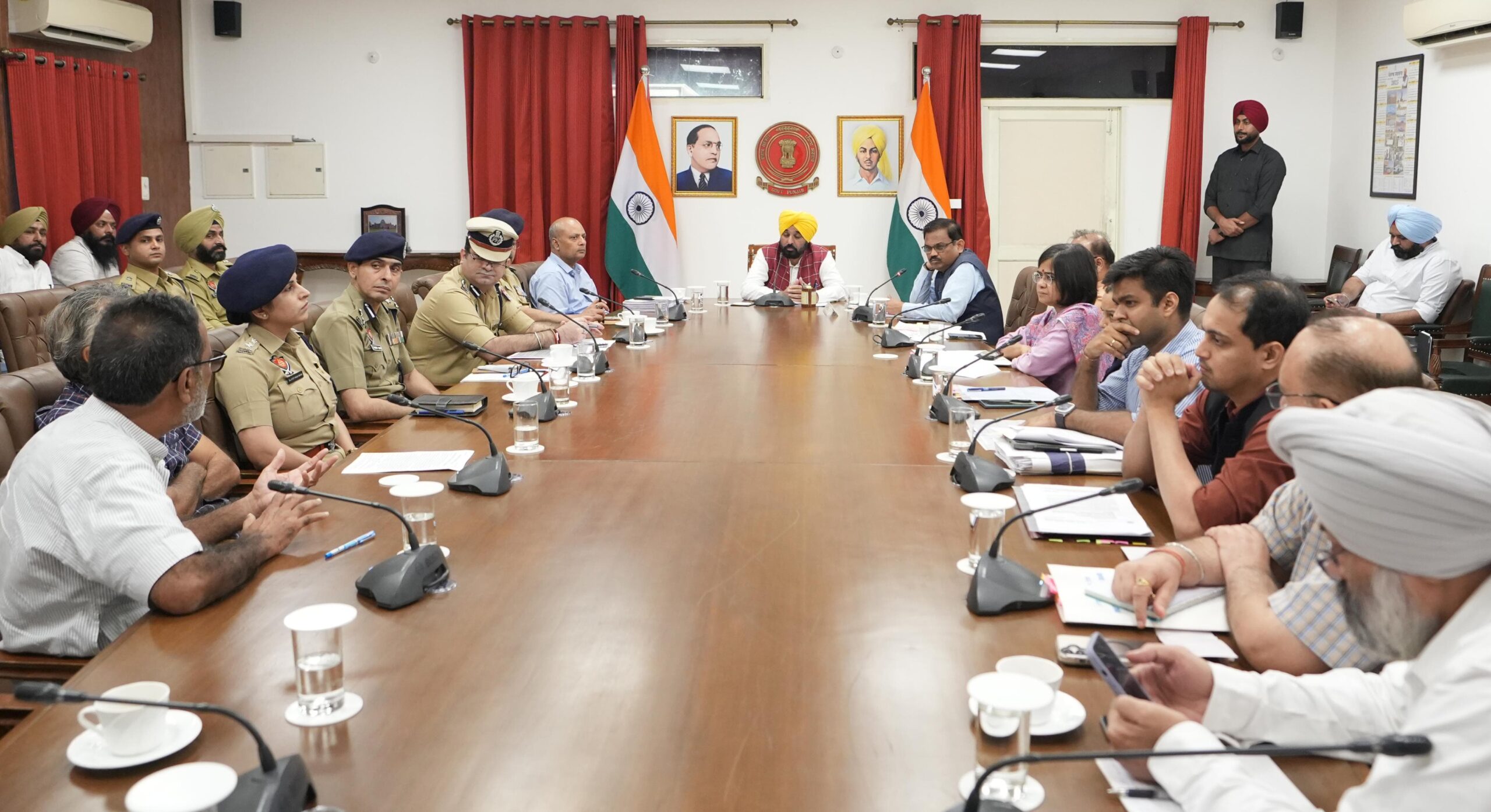 ਮੁੱਖ ਮੰਤਰੀ ਨੇ ਵਾਤਾਵਰਨ ਮਾਹਿਰਾਂ ਦੀ ਕਮੇਟੀ ਨੂੰ ਬੱਗਾ ਕਲਾਂ ਤੇ ਅਖਾੜਾ ਸੀ.ਬੀ.ਜੀ. ਪਲਾਂਟਾਂ ਦੀ ਘੋਖ ਕਰਨ ਲਈ ਕਿਹਾ