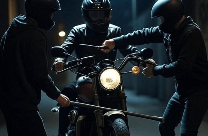 ਦੀਨਾਨਗਰ ਵਿੱਚ ਫਿਲਮੀ ਸਟਾਈਲ ‘ਚ ਲੁੱਟ ਨੂੰ ਅੰਜਾਮ, ਫੋਟੋਗ੍ਰਾਫਰ ਨੂੰ ਦਾਤਰ ਦਿਖਾ ਕੇ ਲੁੱਟਿਆ