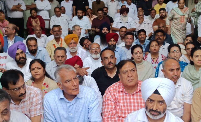 ਪੰਜਾਬ ਸਰਕਾਰ ਸੱਤਾ ਦੇ ਹੰਕਾਰ ਚ ਚੂਰ – ਜਾਖੜ