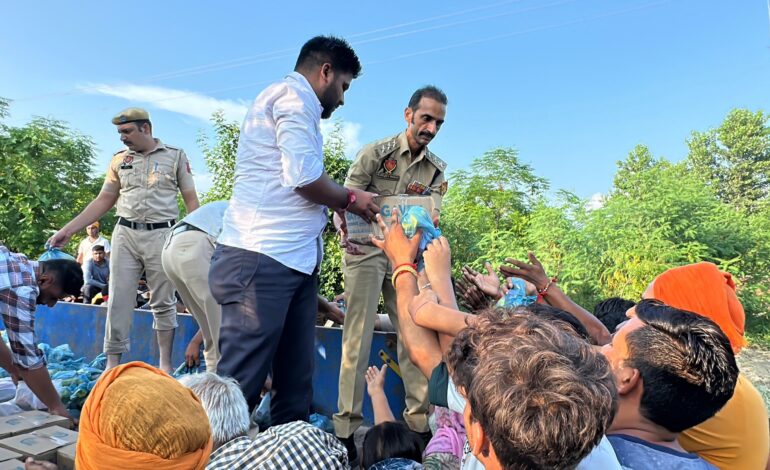 ਰਾਹਤ ਤੇ ਬਚਾਅ ਕਾਰਜਾਂ ਵਿੱਚ ਪੰਜਾਬ ਪੁਲਿਸ ਦੇ ਜਵਾਨ ਵੀ ਨਿਭਾ ਰਹੇ ਹਨ ਮੋਹਰੀ ਰੋਲ