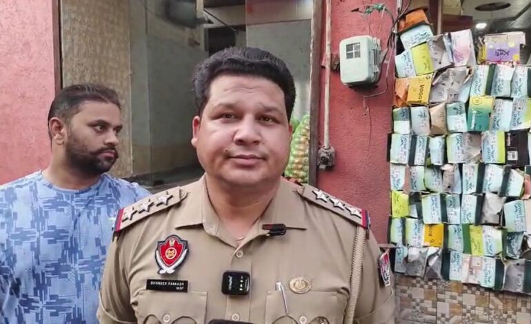 ਗੁਰਦਾਸਪੁਰ ਪੁਲਿਸ ਨੇ ਵੱਡੇ ਜੂਏ ਦੇ ਅੱਡੇ ਦਾ ਕੀਤਾ ਪਰਦਾਫਾਸ਼, 10 ਗ੍ਰਿਫ਼ਤਾਰ